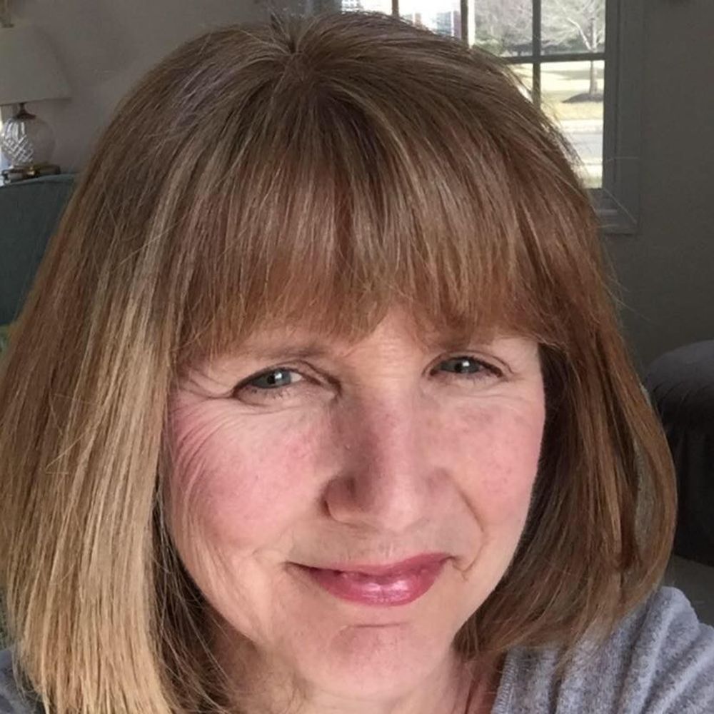 Meet your Posher, Caroline
